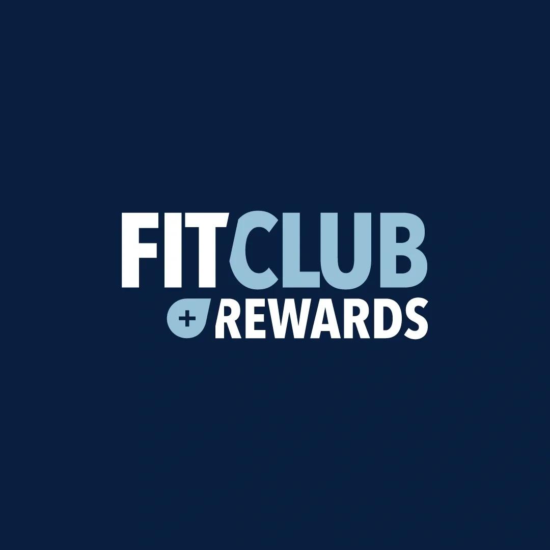 woman lifting kettlebell